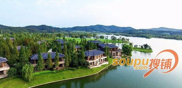 "南京银杏湖农业观光休闲有限公司相关负责人说,明年他们还将启动二期