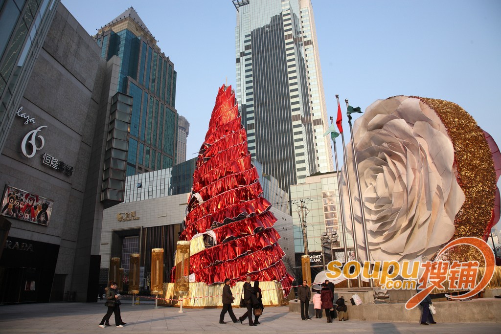 重压之下依旧独领风骚!数高端奢侈品商场还得