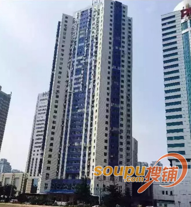 世奥大厦规划339米,将成北方第一高楼 据了解,2009年4月29日,上海世茂股份有限公司与青岛世奥房地产开发公司联合竞得市南区东海西路45号、47号,这两块地块分别为青岛市建委、排水管理处原办公用地。据最初规划,世奥大厦将成为集五星级酒店、智能写字楼、高端商业和住宅的超大规模的建筑集群,其中主楼部分将以339米的高度成为北方第一高楼。 2014年,青岛市环保局官方网站公布了《青岛世奥投资发展有限公司青岛世奥大厦建设项目变更环境影响评价信息公示》。根据规划,世奥大厦项目将建设1座59层的超高层综合塔楼