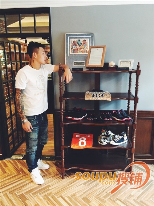 王大雷的申花情节 把球鞋店开在了上海