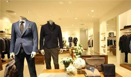 LAMPO蓝豹全新高端品牌于成都王府井百货正