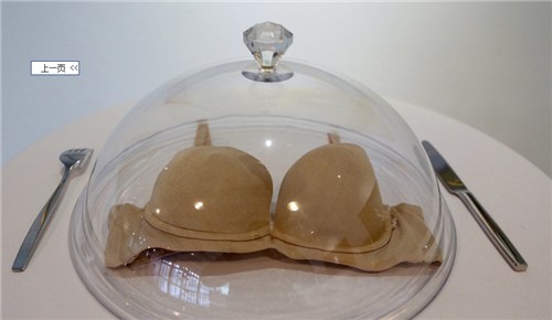上海惊现胸罩博物馆 5012件胸罩讲述属于内衣