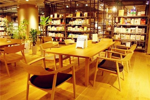 实体书店复兴 背后有哪些简单粗暴的商业逻辑?