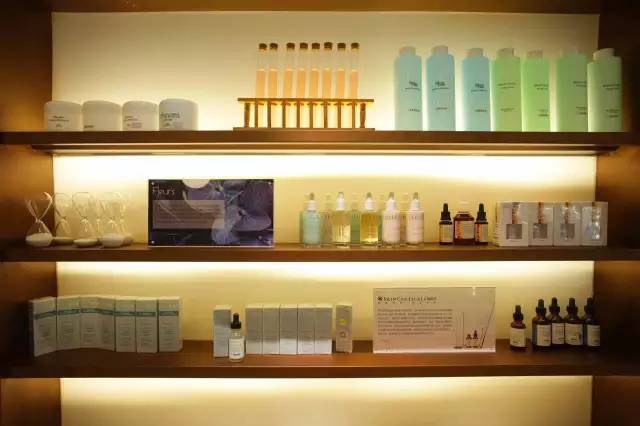 时间工坊:国内首家光学美容会所 传统美容行业