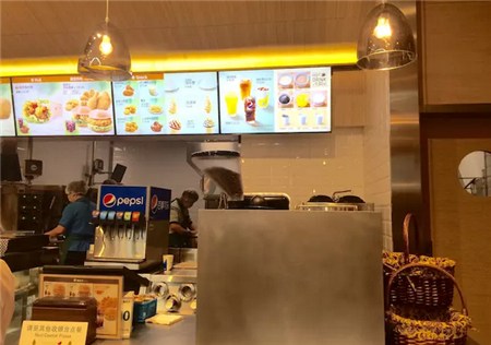 德克士上海开舒食+概念店是为了提升品牌形